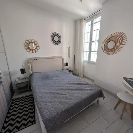 Rue Antibes- Modern - 公寓 *